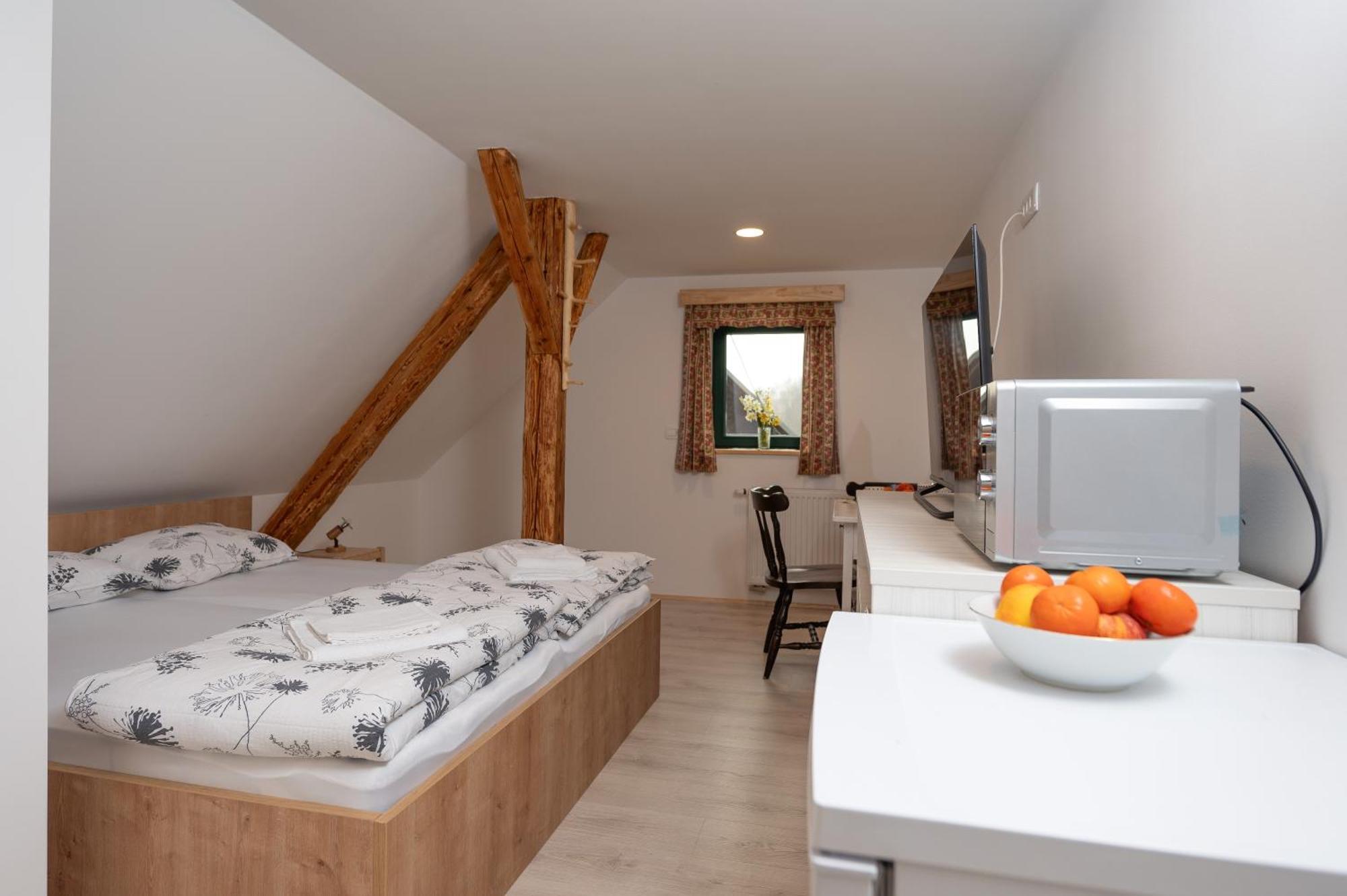 Zelena Hisa Pri Bjov Appartement Bohinjska Bela Buitenkant foto