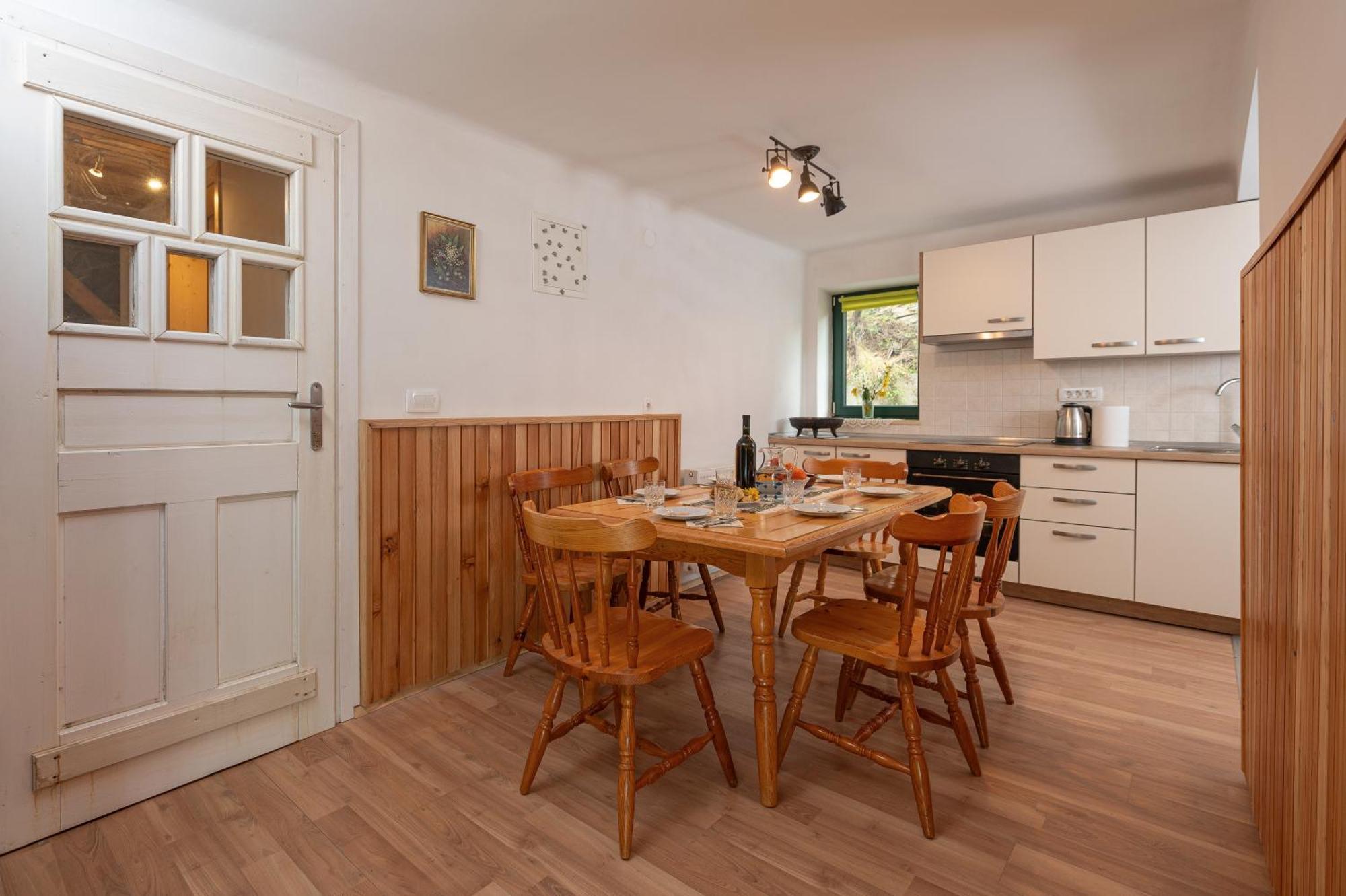 Zelena Hisa Pri Bjov Appartement Bohinjska Bela Buitenkant foto