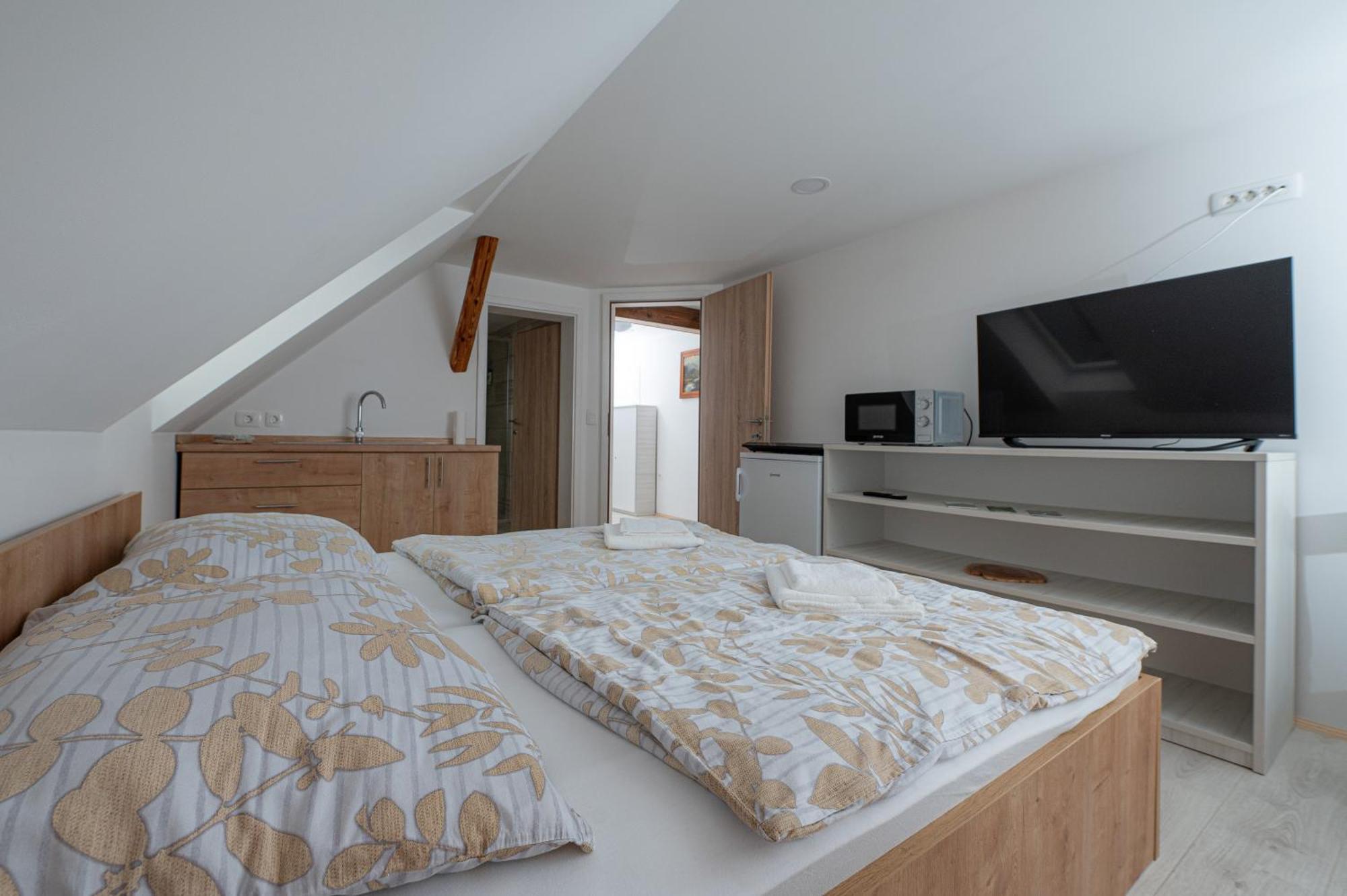 Zelena Hisa Pri Bjov Appartement Bohinjska Bela Buitenkant foto
